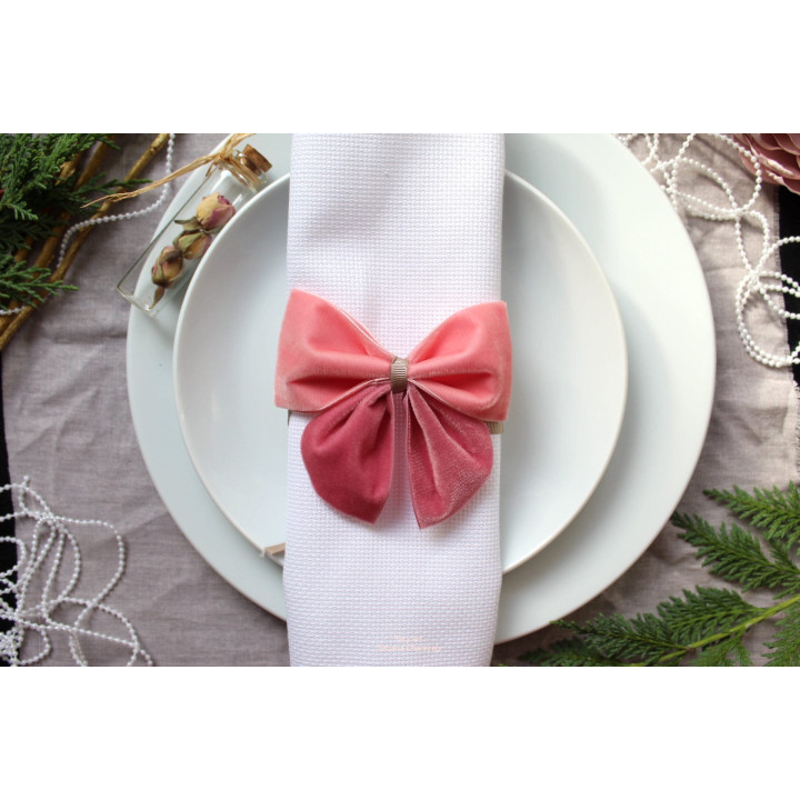 Velvet bow