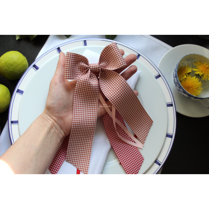 Easter napkin ring bow