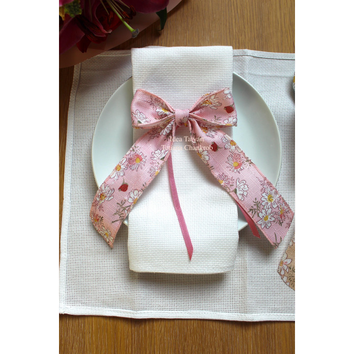 Easter napkin ring bow
