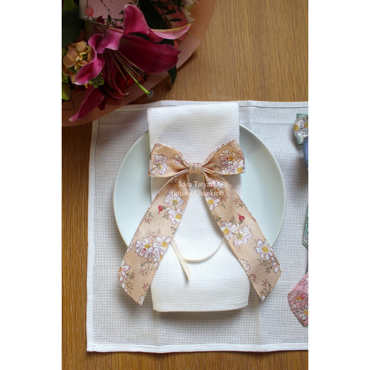Easter napkin ring bow